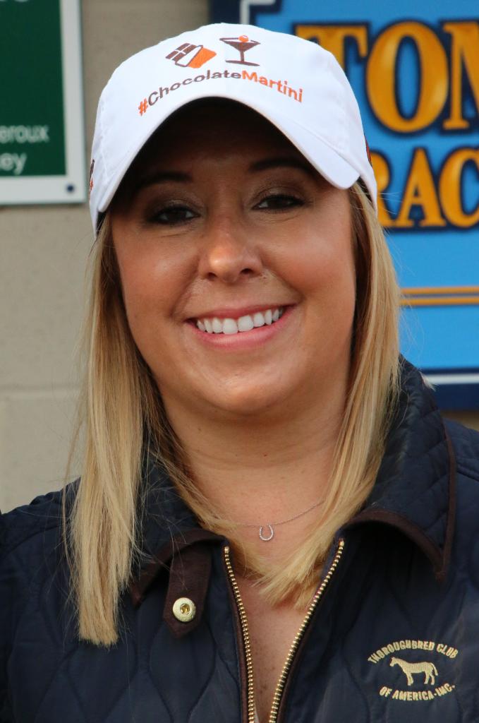 Amanda DaBruzzo (Julie June Stewart photo)